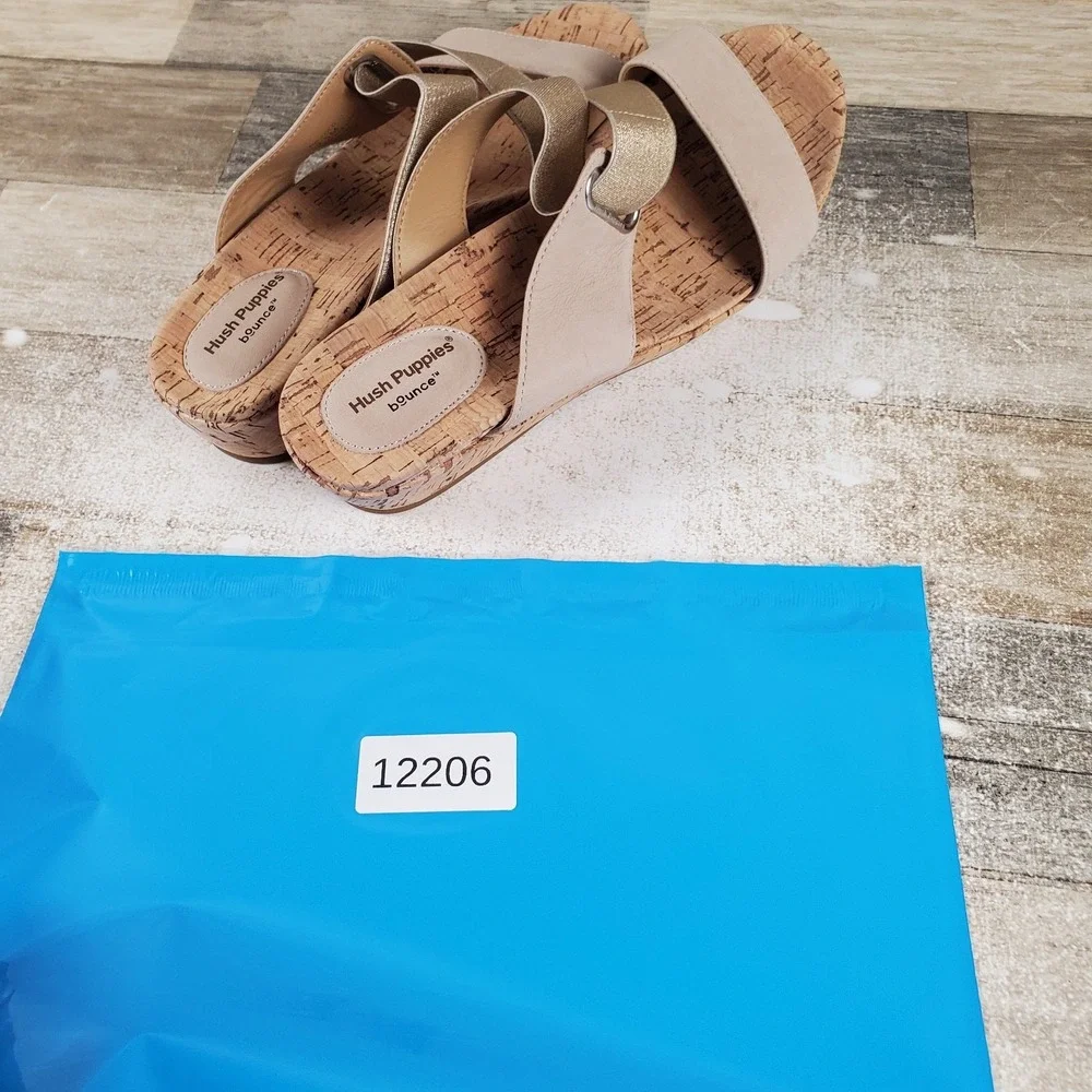 Hush Puppies Coco Womens Wedge Sandals Sz 9.5 M Sesame Gold Metallic Slip On